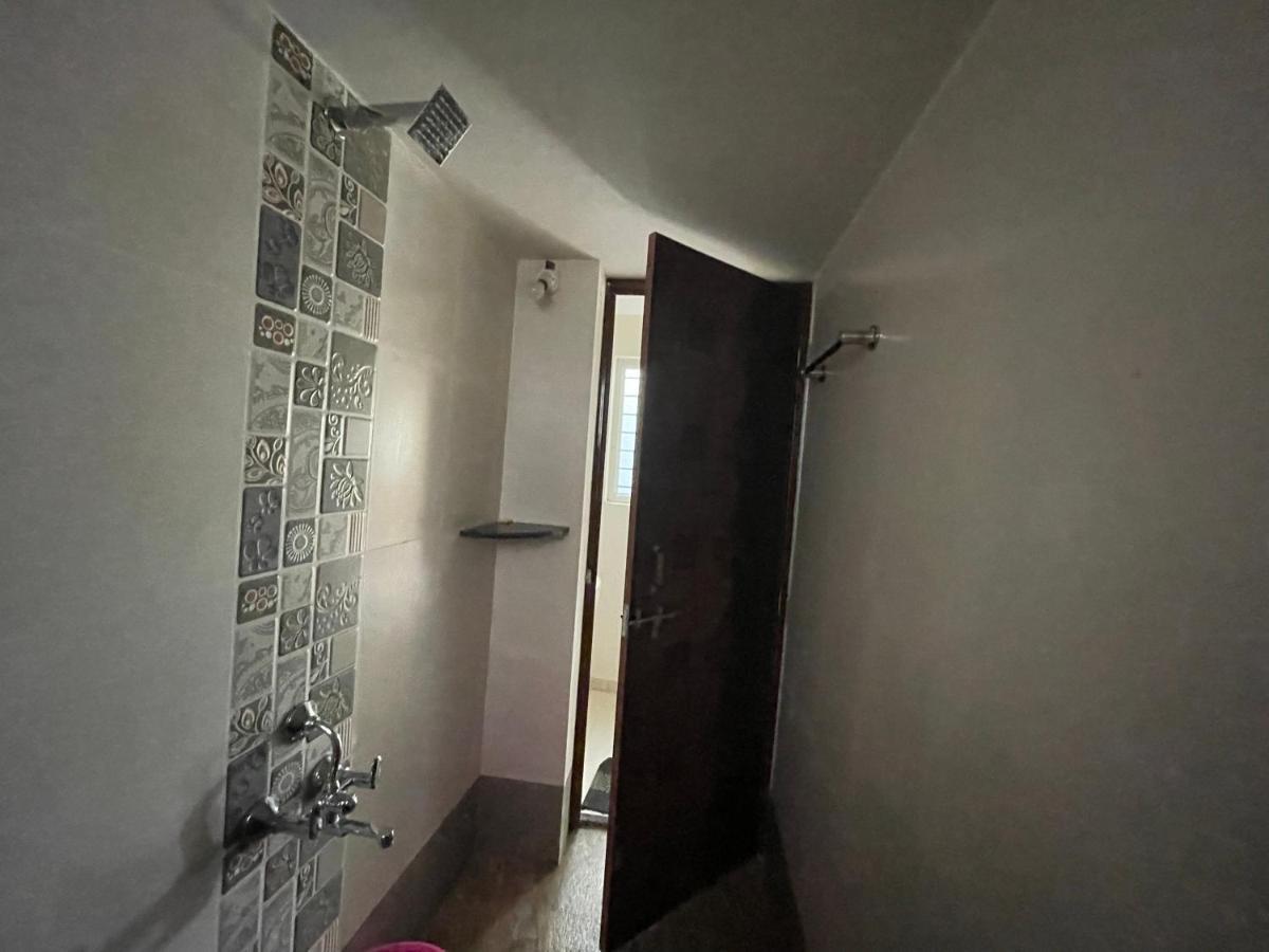 Shree Sadguru Krupa Yatri Niwas Villa Kolhapur Dış mekan fotoğraf